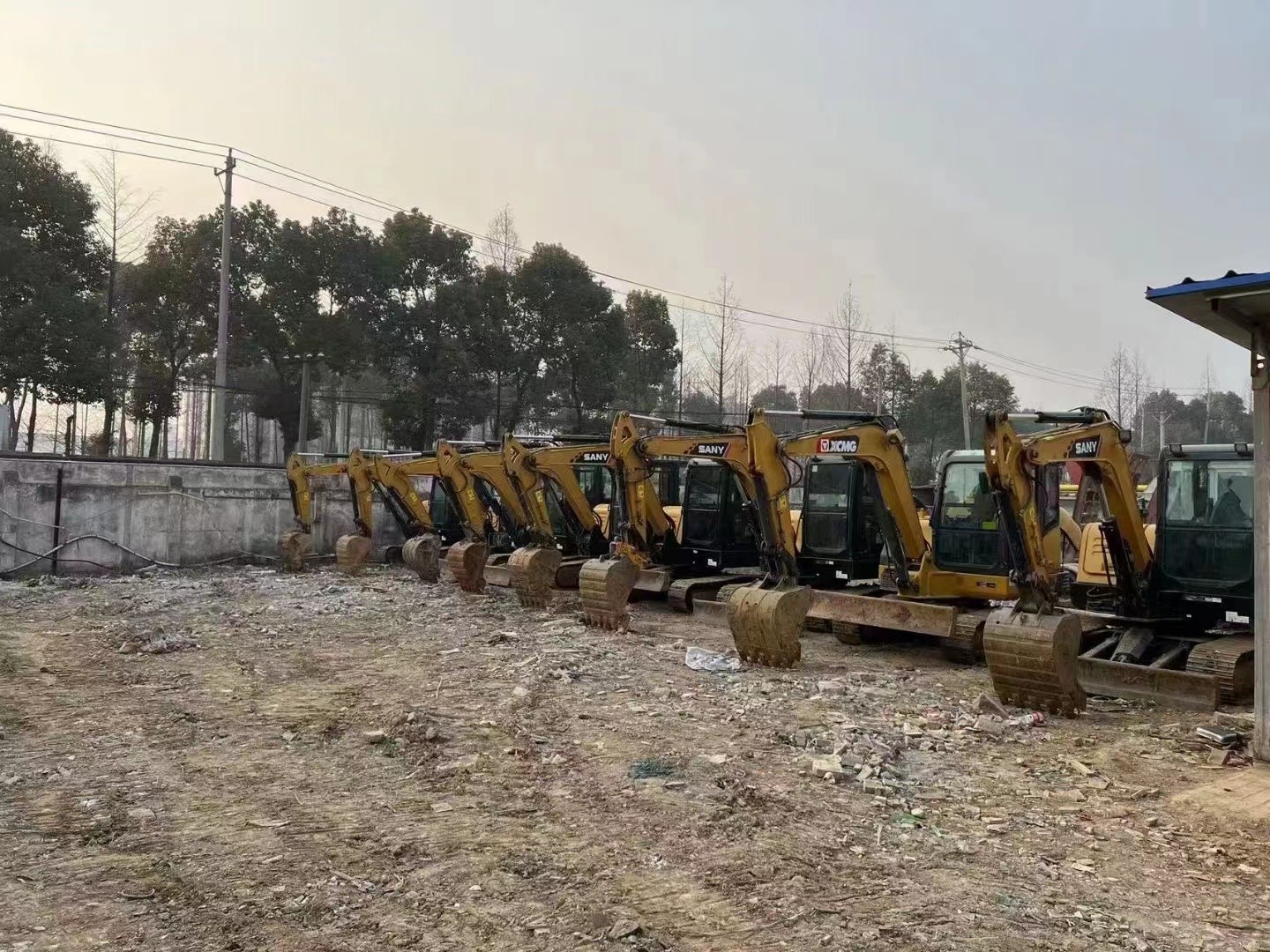 新县挖掘机培训基地